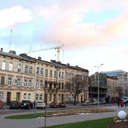 Міні Апартаменти В Центрі Львова- 2 Хв До Оперного Театру Екстериор снимка